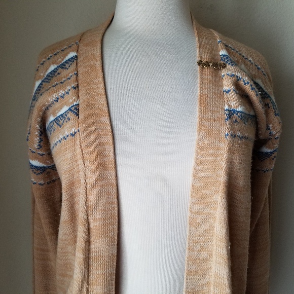 Vintage Kmart Tan Knit Cardigan Sweater & Brooch - Picture 3 of 8